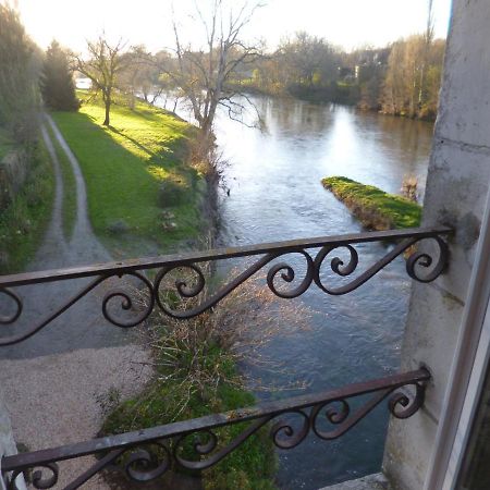 Bed and Breakfast Le Moulin De Cors Oulches Exterior foto